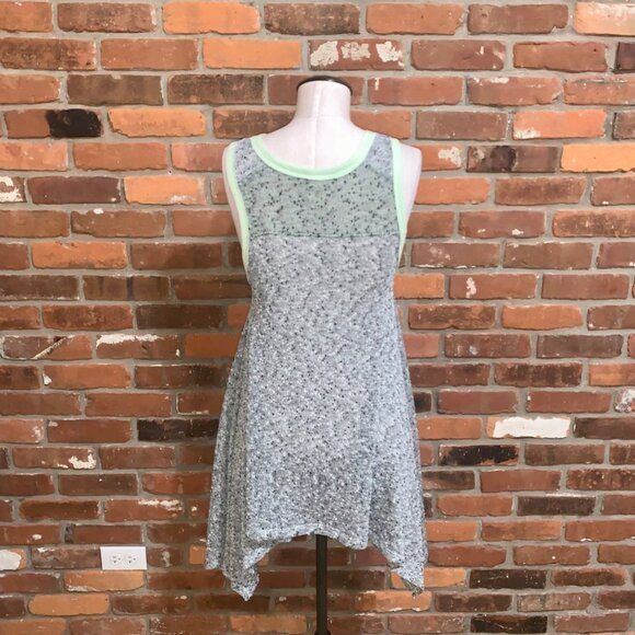 Free People Gray Knit Tunic Tank With Green Trim Size Small - Picture 5 of 5